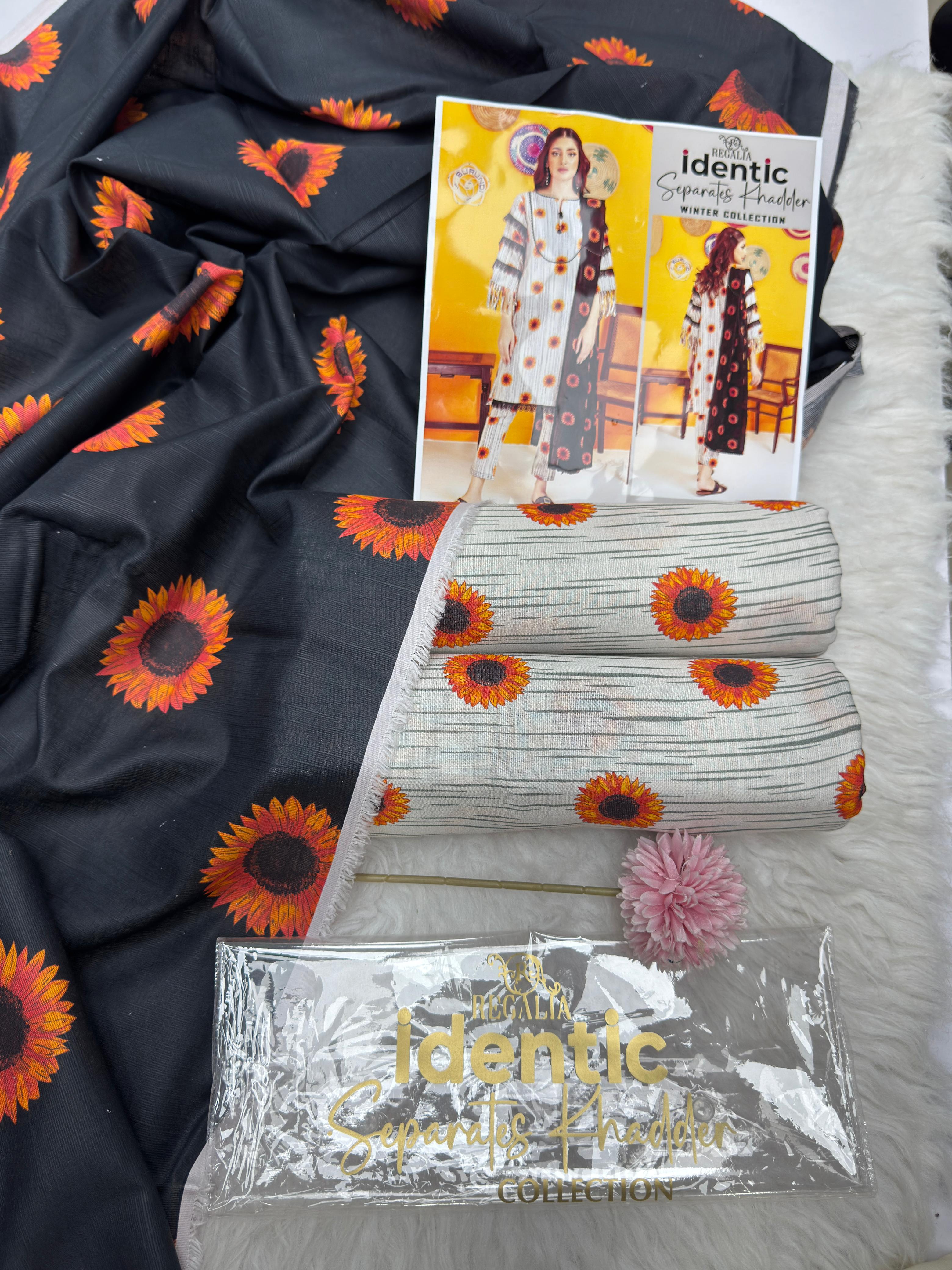 Regalia Khaddar Digital Printed Dhanak 3-Piece Un-Stiched